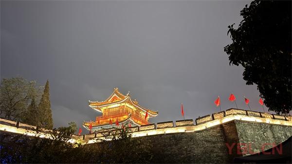 夜游襄陽古城